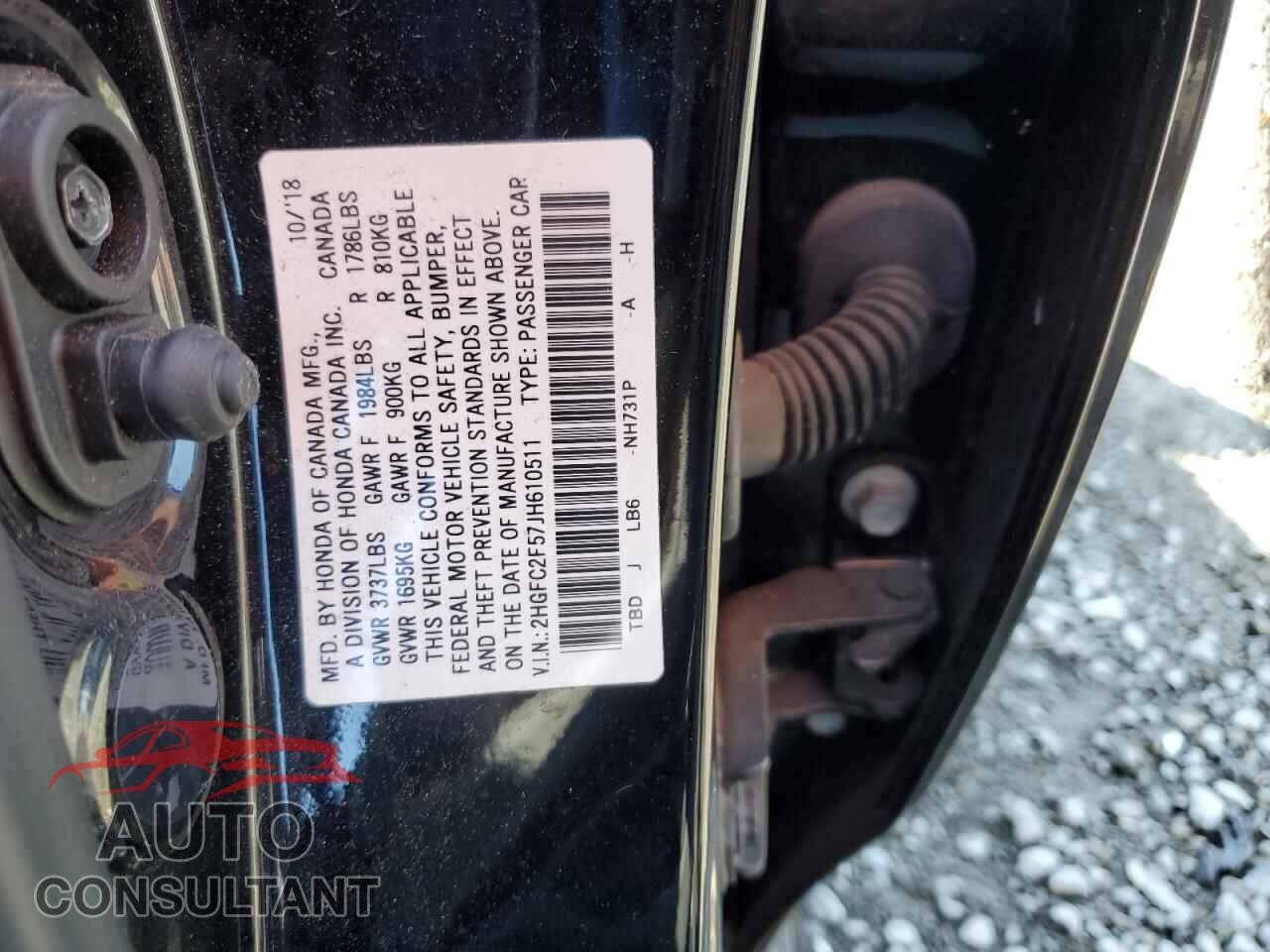 HONDA CIVIC 2018 - 2HGFC2F57JH610511