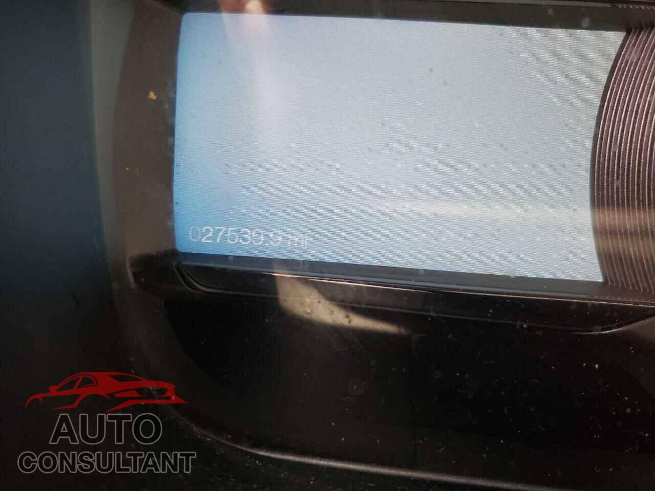 FORD TAURUS 2018 - 1FAHP2KT6JG119879