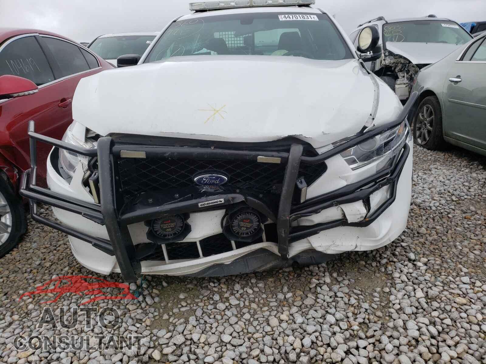 FORD TAURUS 2017 - 1FAHP2MK8HG102869