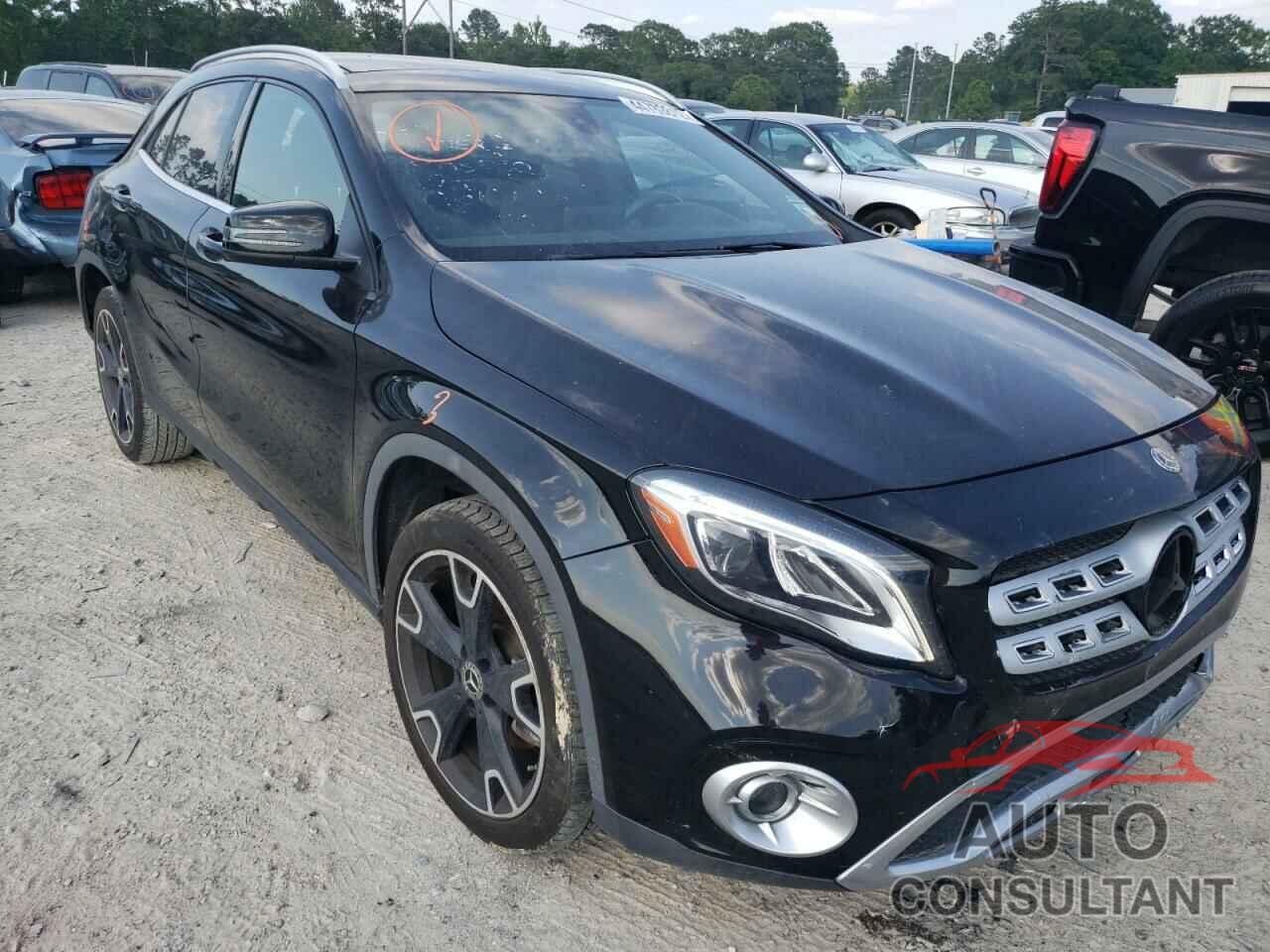 MERCEDES-BENZ GLA-CLASS 2019 - WDCTG4EB5KU005730