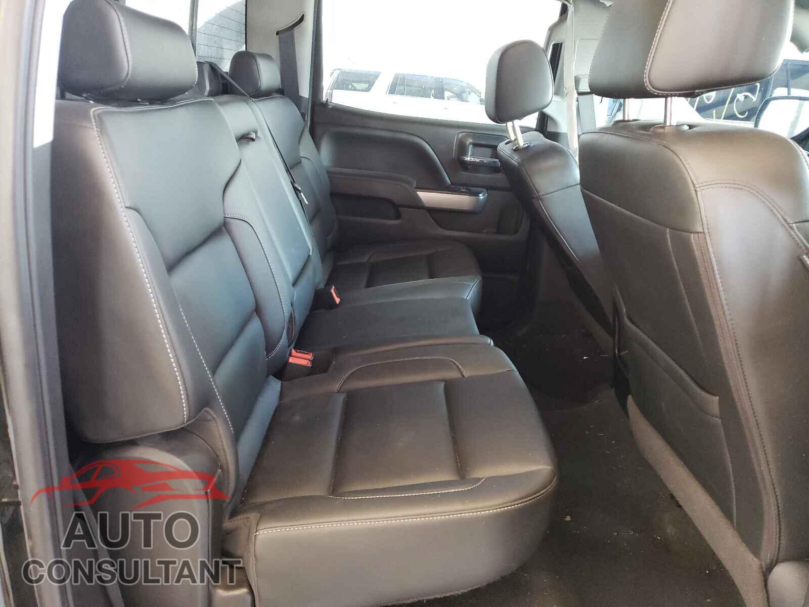 CHEVROLET SILVERADO 2018 - 3GCUKSEC5JG562225