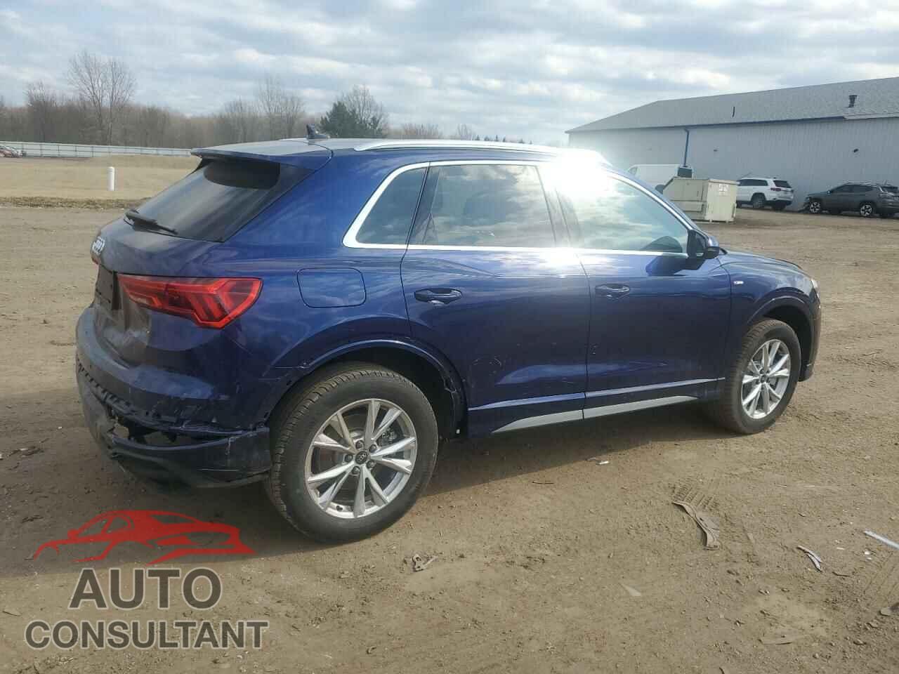 AUDI Q3 2023 - WA1EECF3XP1150724