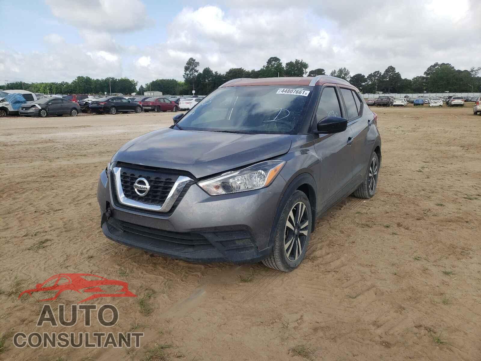 NISSAN KICKS 2018 - 3N1CP5CU7JL516321