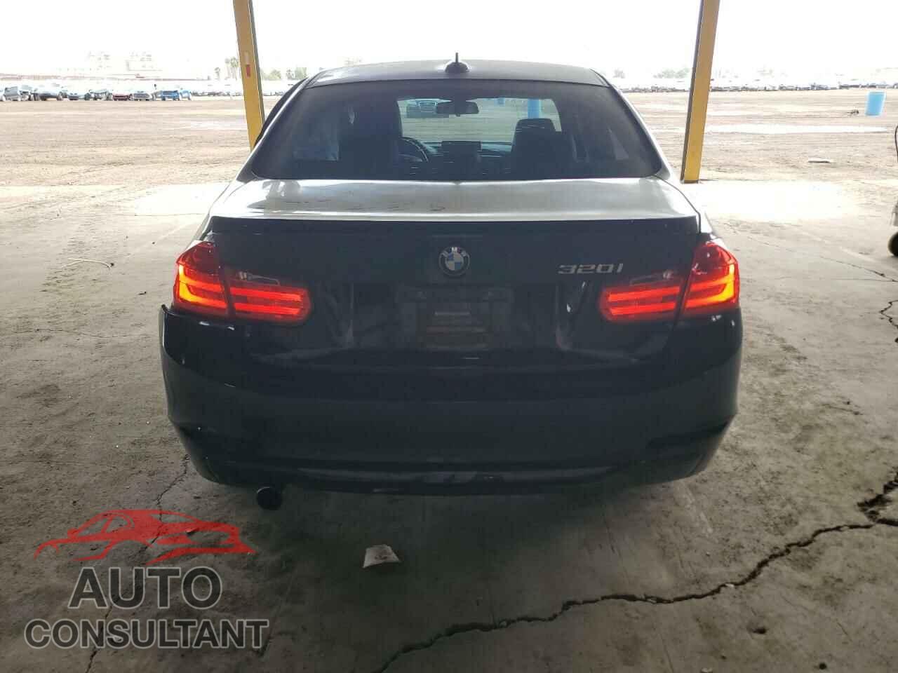 BMW 3 SERIES 2015 - WBA3B1G59FNT04788