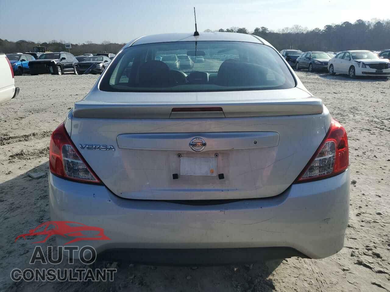NISSAN VERSA 2017 - 3N1CN7AP6HL862658