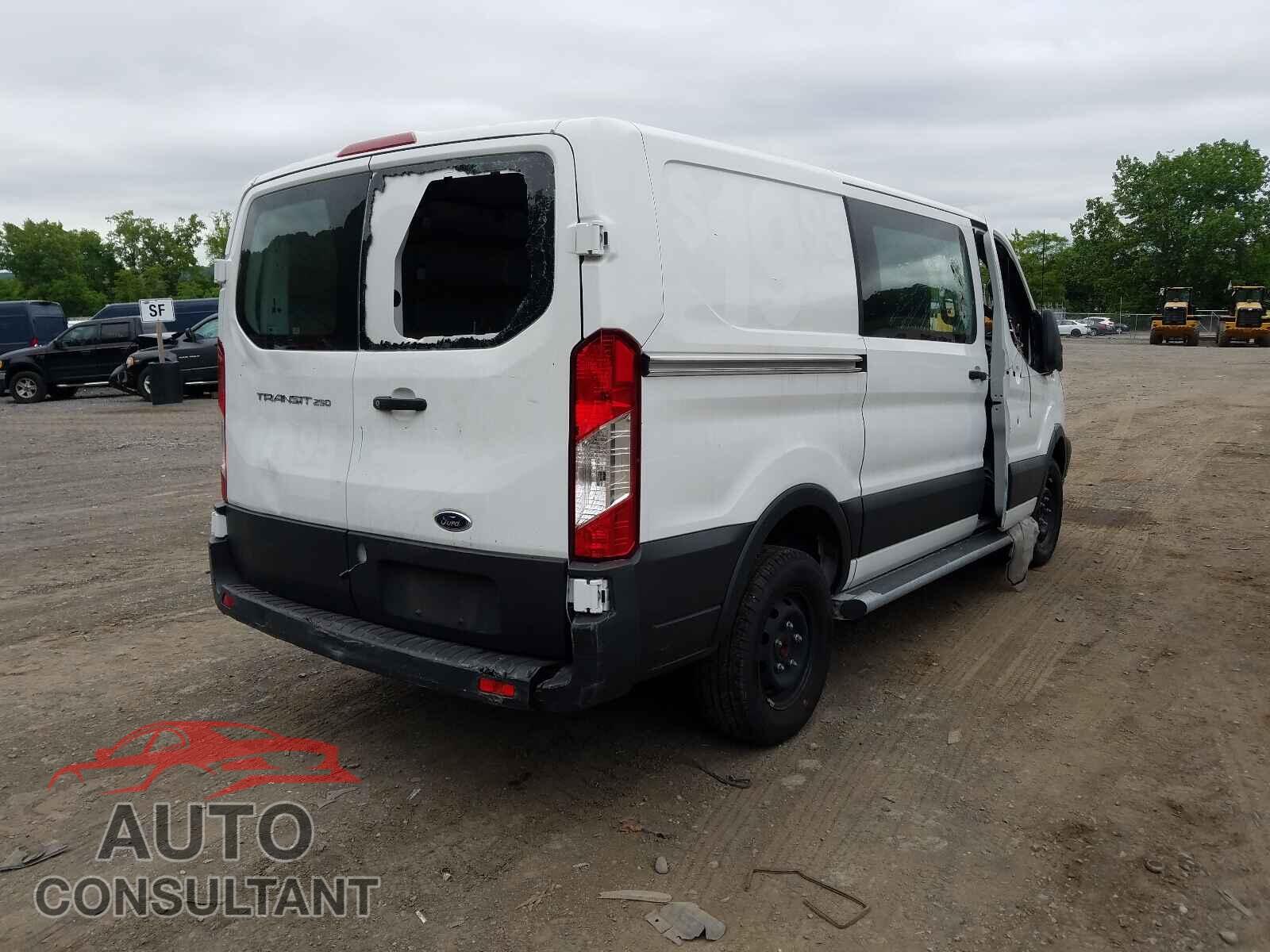 FORD TRANSIT CO 2018 - 1FTYR1YM7JKB32796