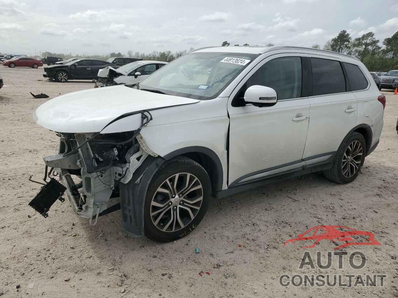 MITSUBISHI OUTLANDER 2018 - JA4AD3A39JZ036635
