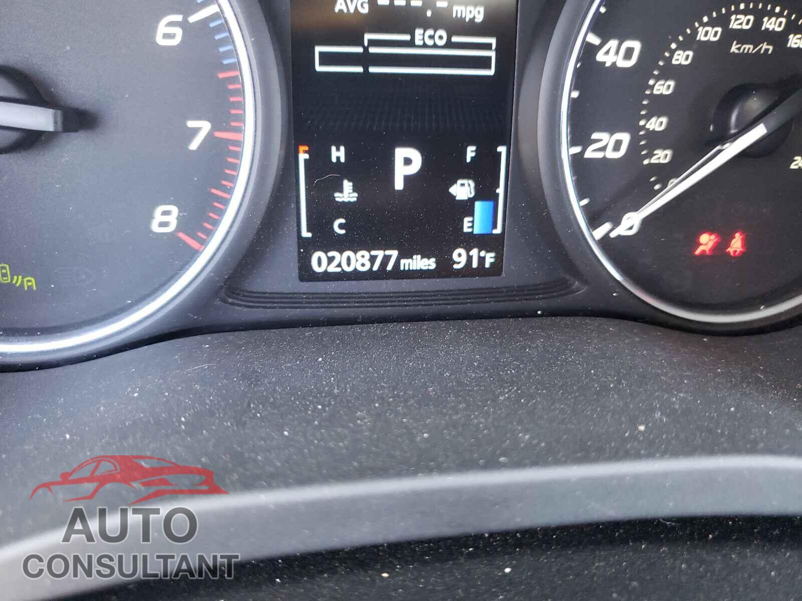 MITSUBISHI OUTLANDER 2019 - JA4AD3A38KZ021528