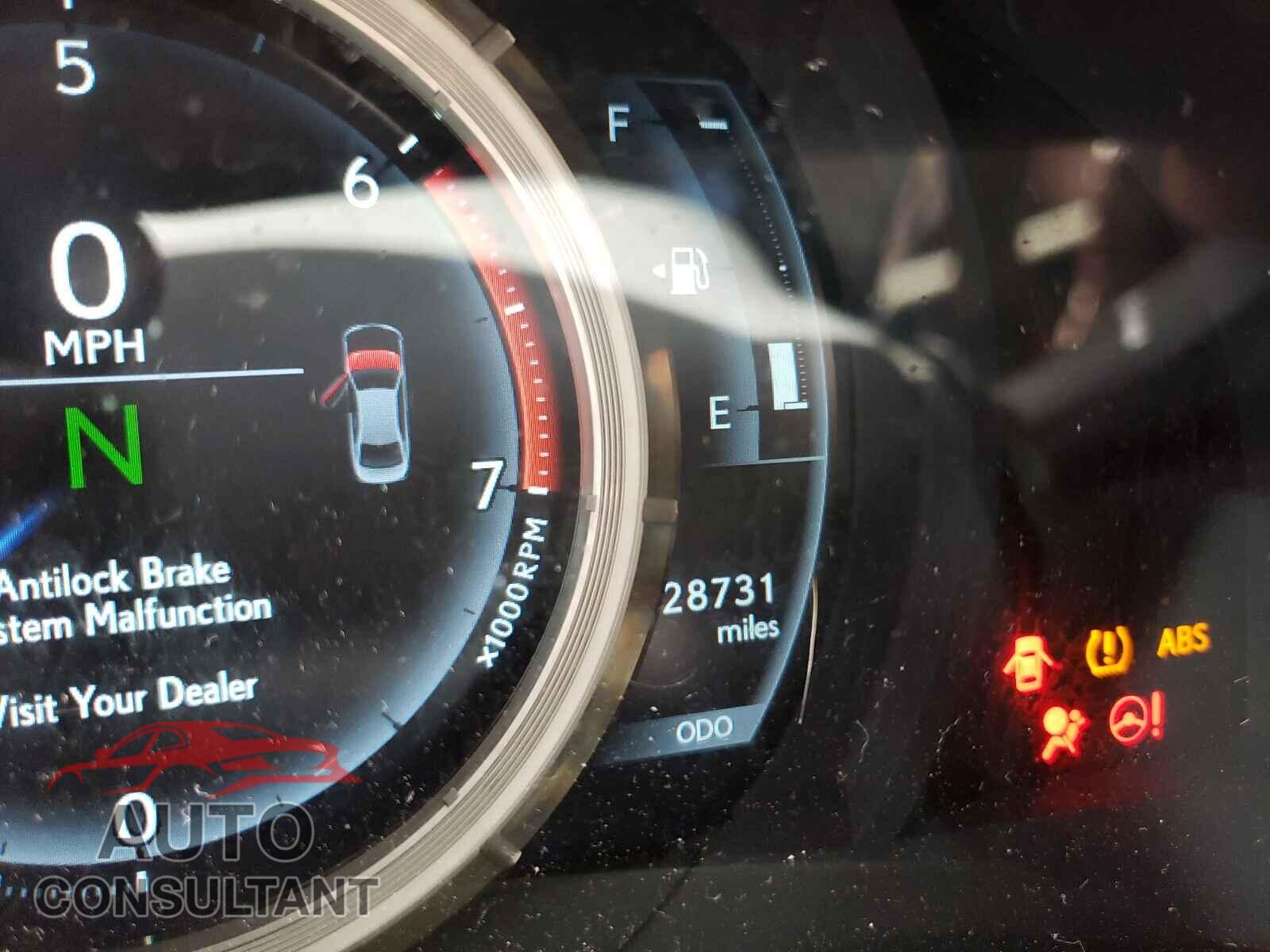 LEXUS IS 2017 - JTHBA1D2XH5043409