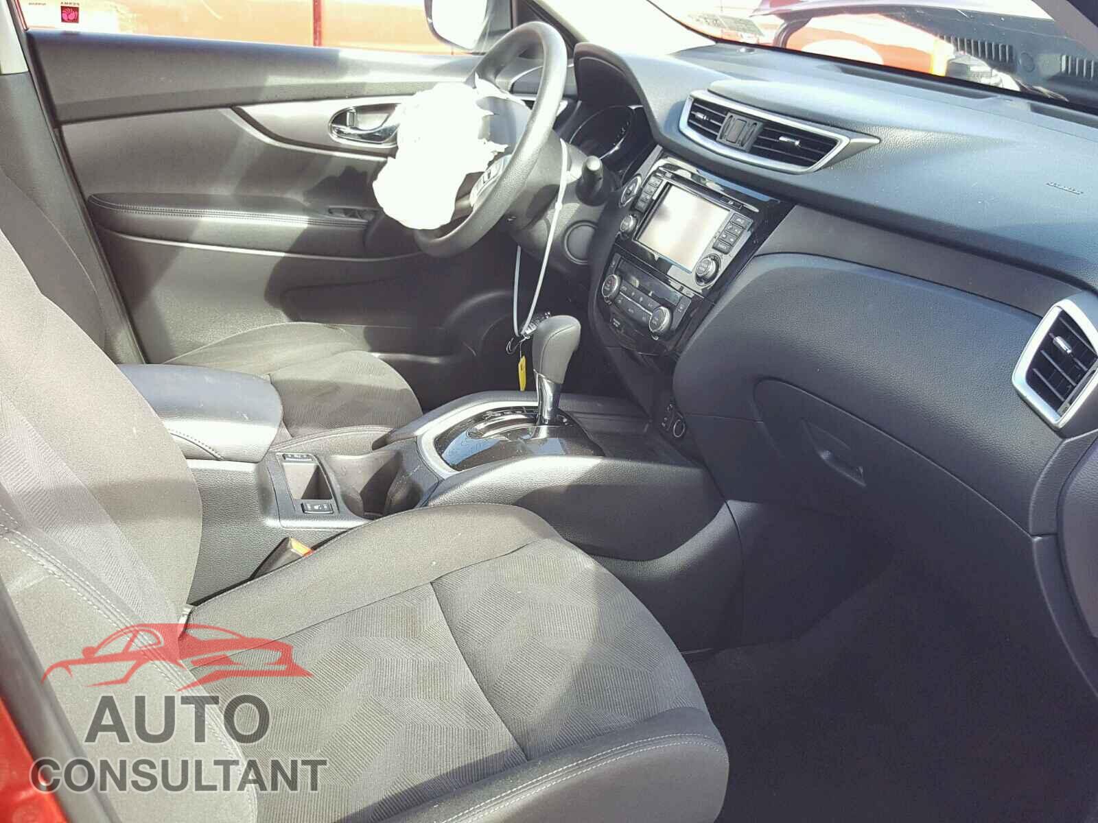 NISSAN ROGUE S 2016 - KNMAT2MV3GP631565