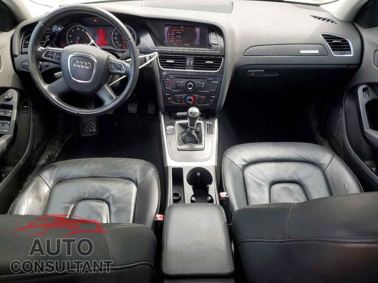 AUDI A4 2010 - WAUDFAFL6AN005132