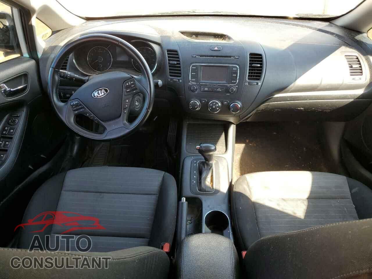 KIA FORTE 2016 - KNAFX4A87G5483479
