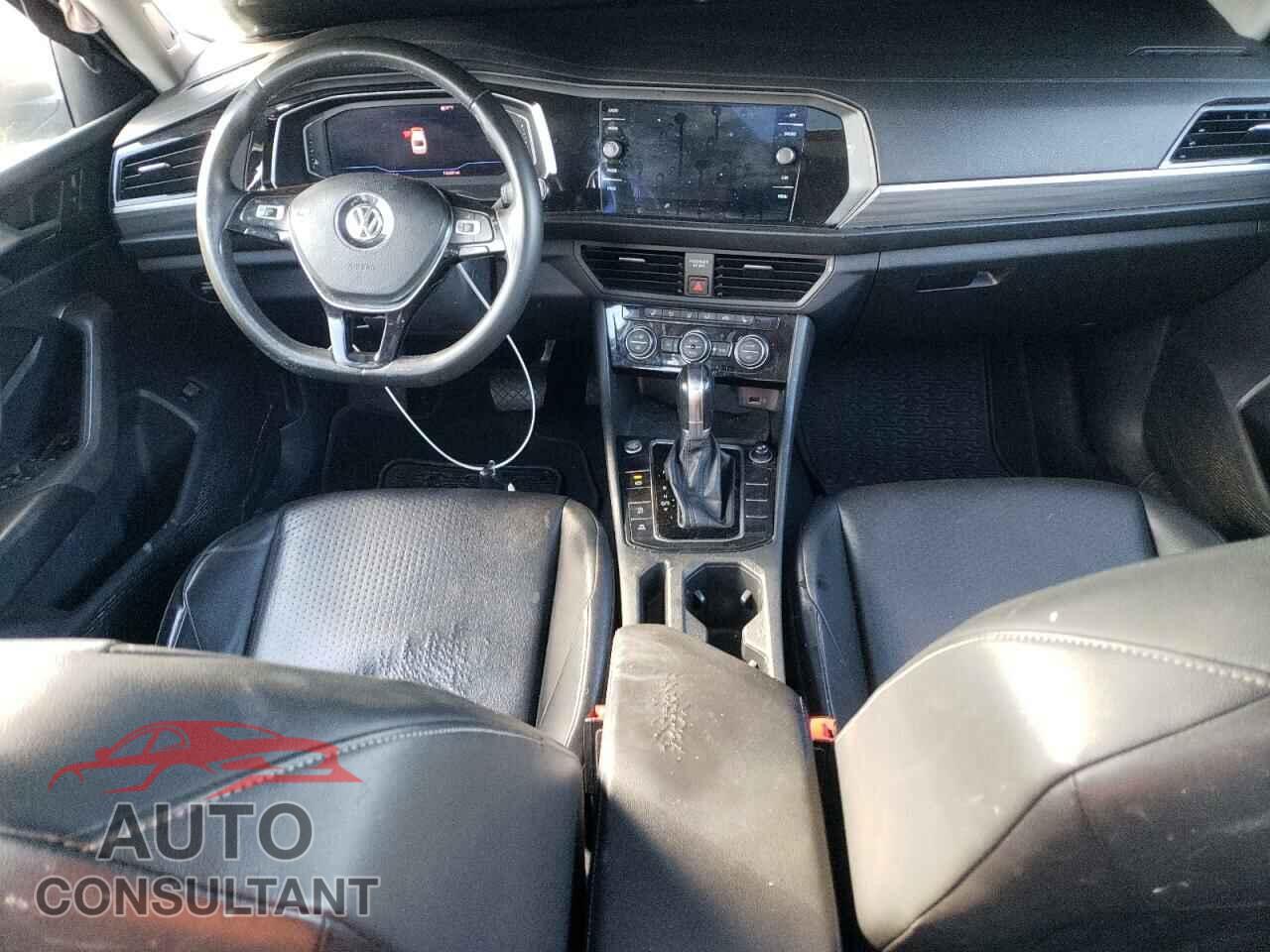 VOLKSWAGEN JETTA 2019 - 3VWE57BU5KM009497