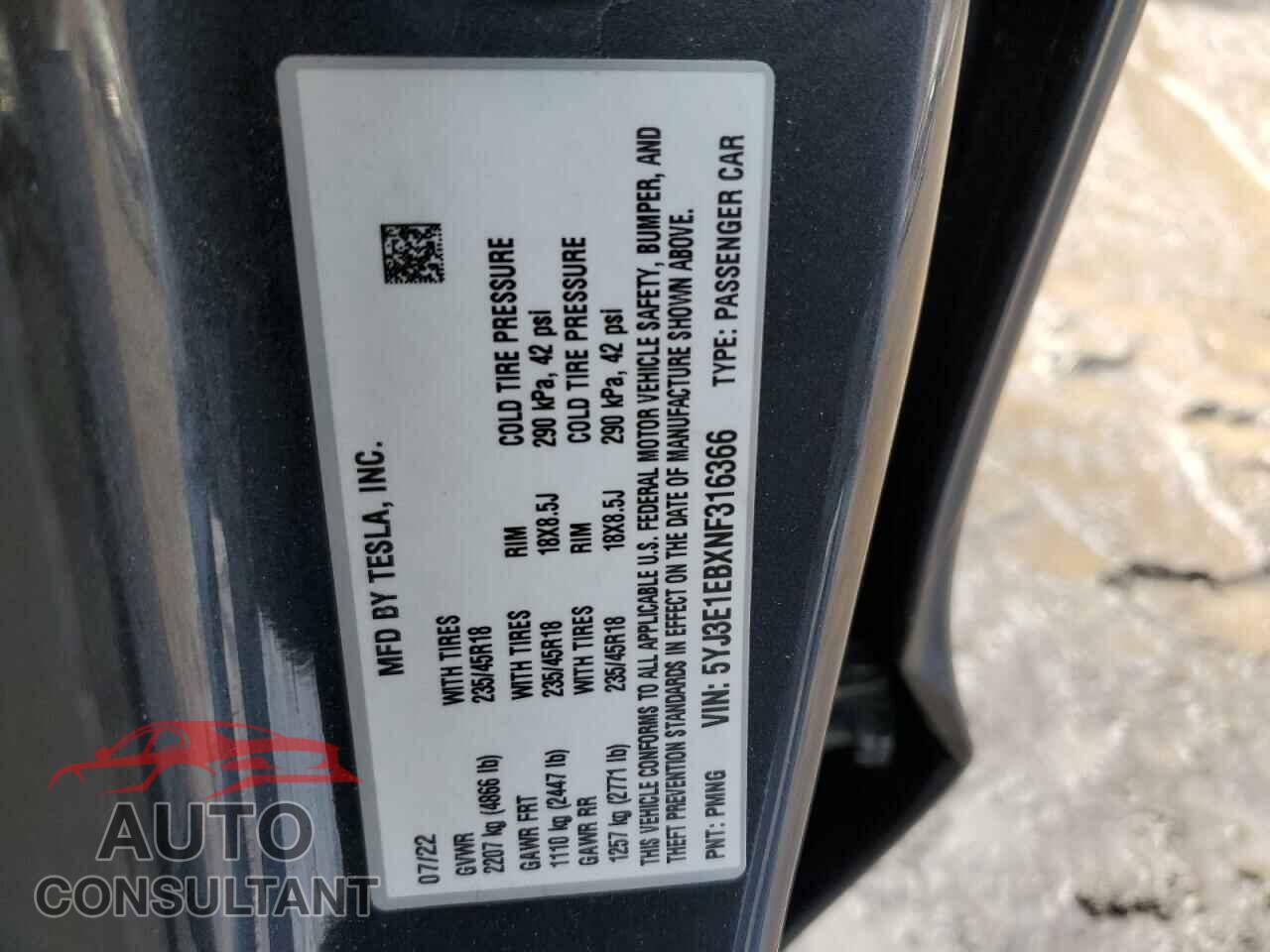 TESLA MODEL 3 2022 - 5YJ3E1EBXNF316366