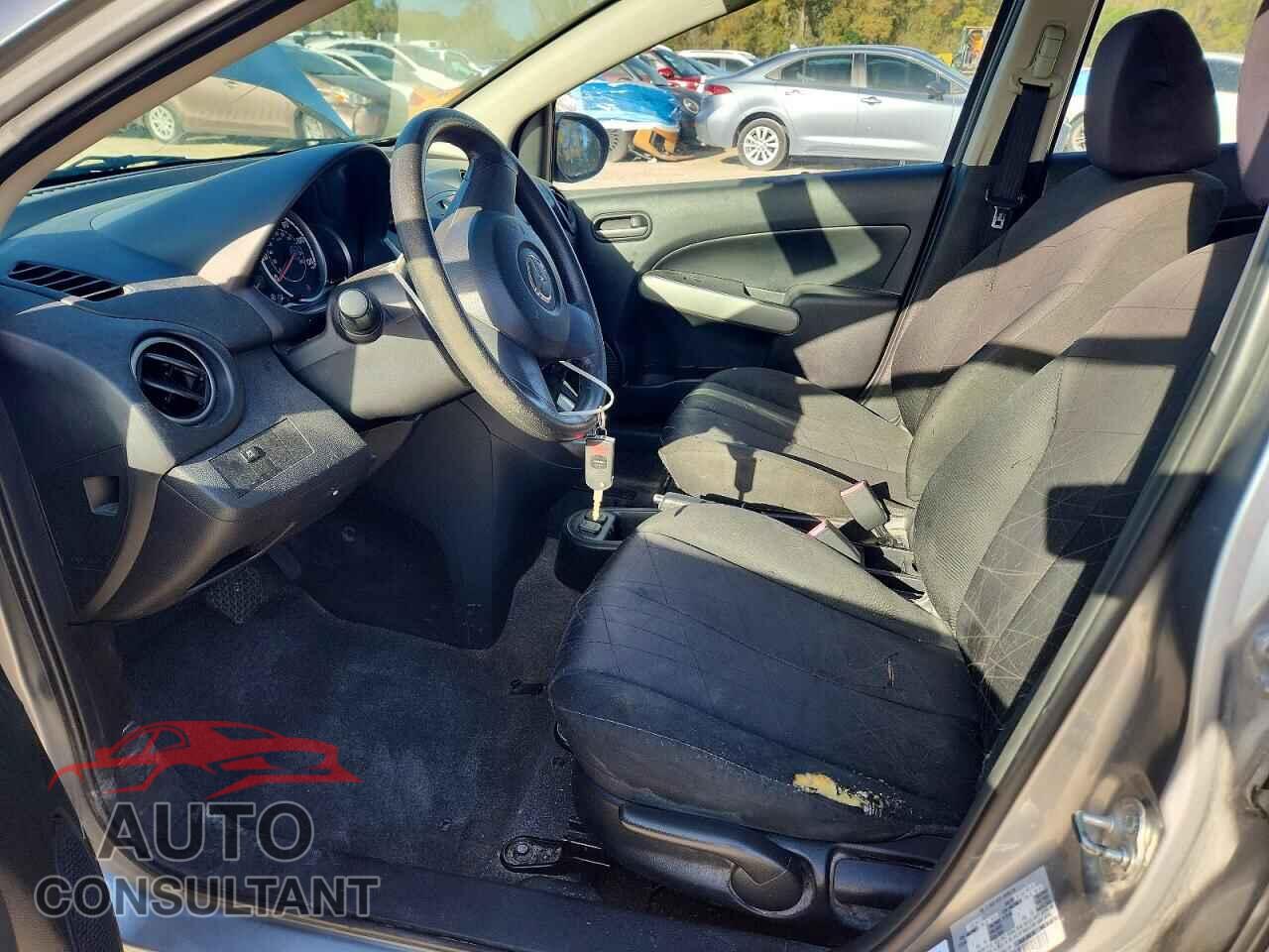 MAZDA 2 2013 - JM1DE1KY6D0166802