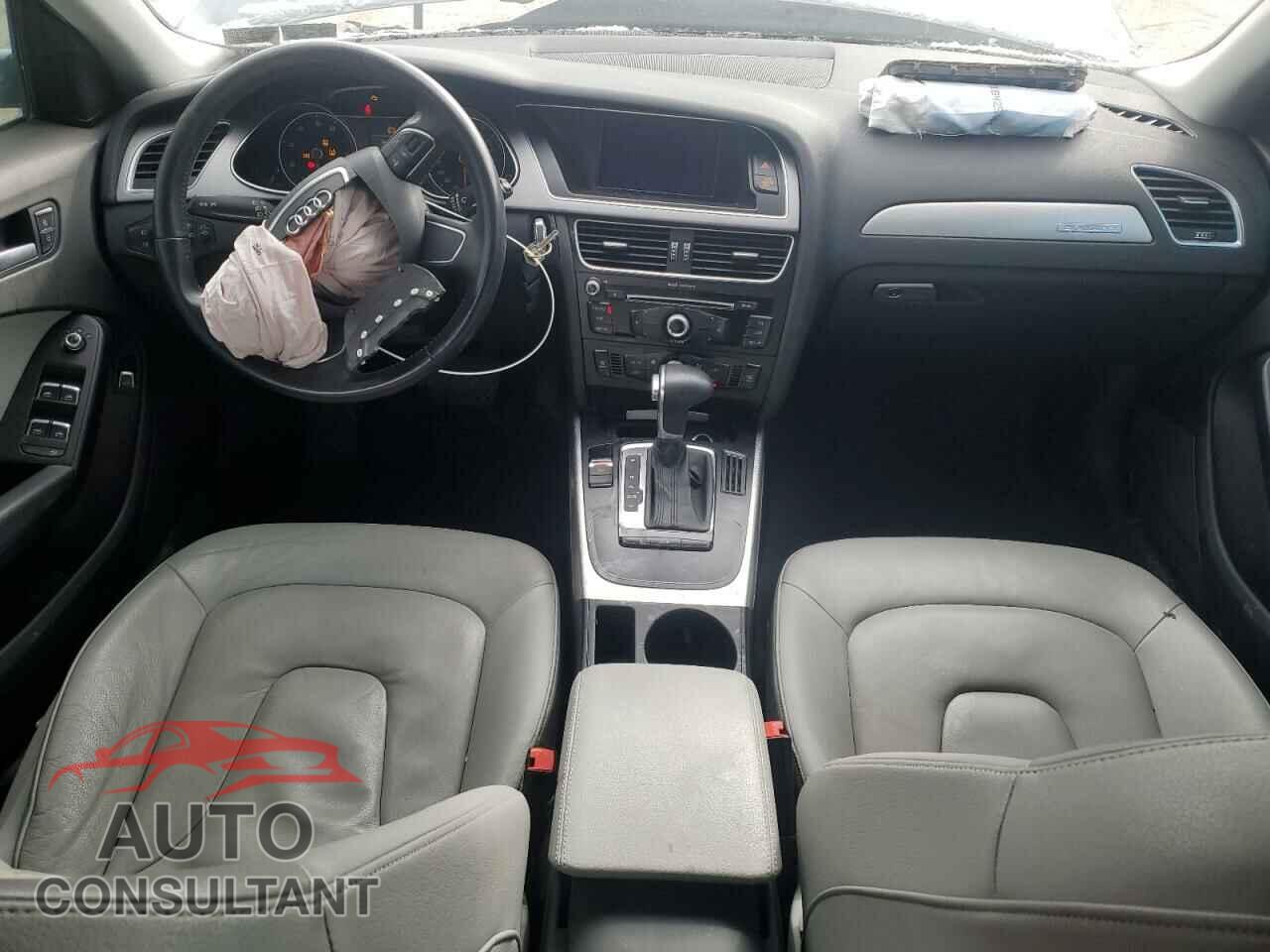 AUDI A4 2013 - WAUBFAFL9DN043580