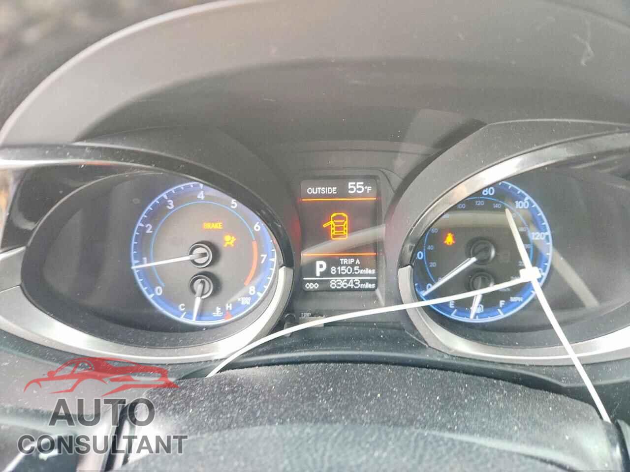 TOYOTA COROLLA 2016 - 5YFBURHE2GP439475