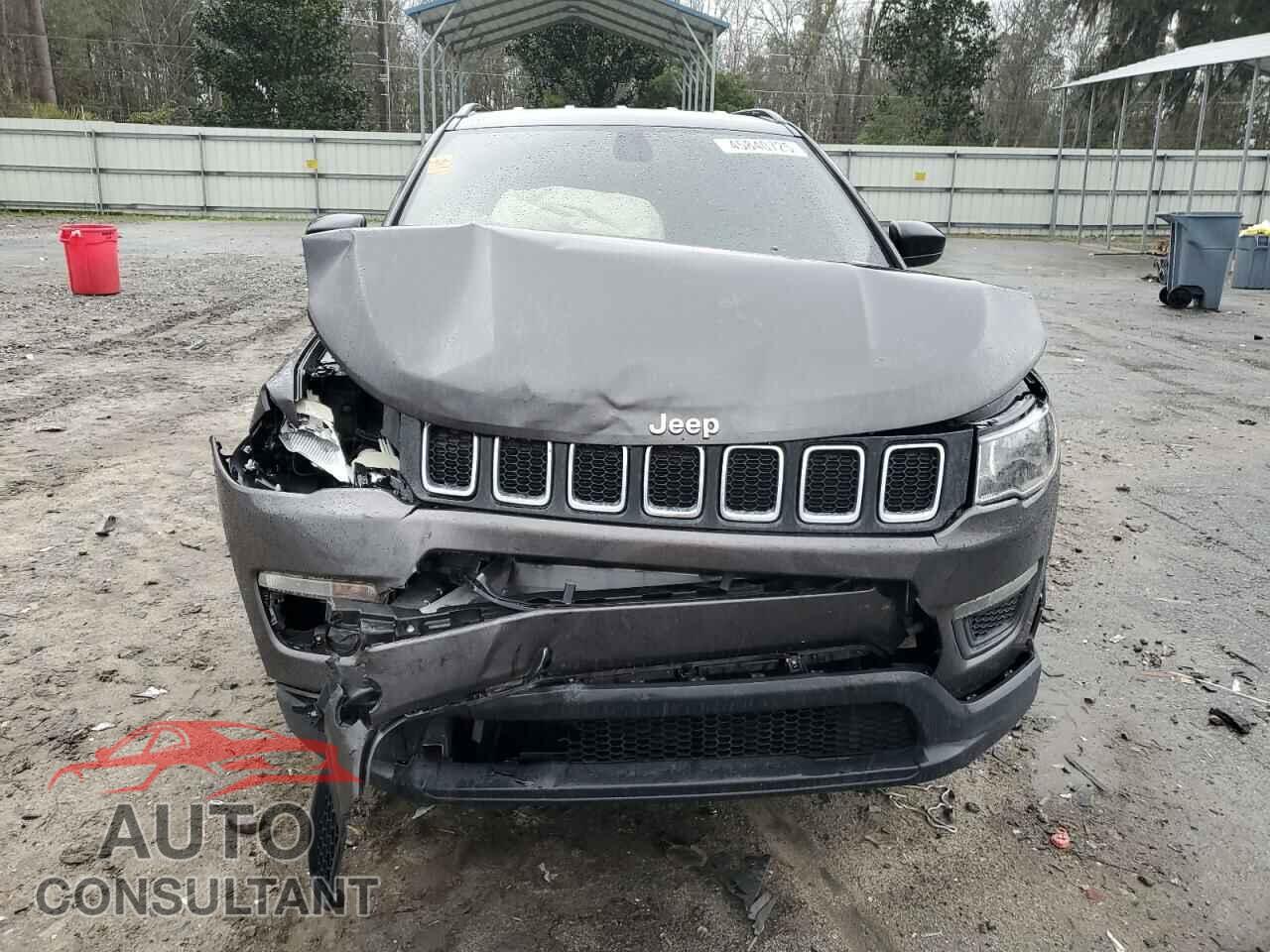 JEEP COMPASS 2018 - 3C4NJCAB5JT122894