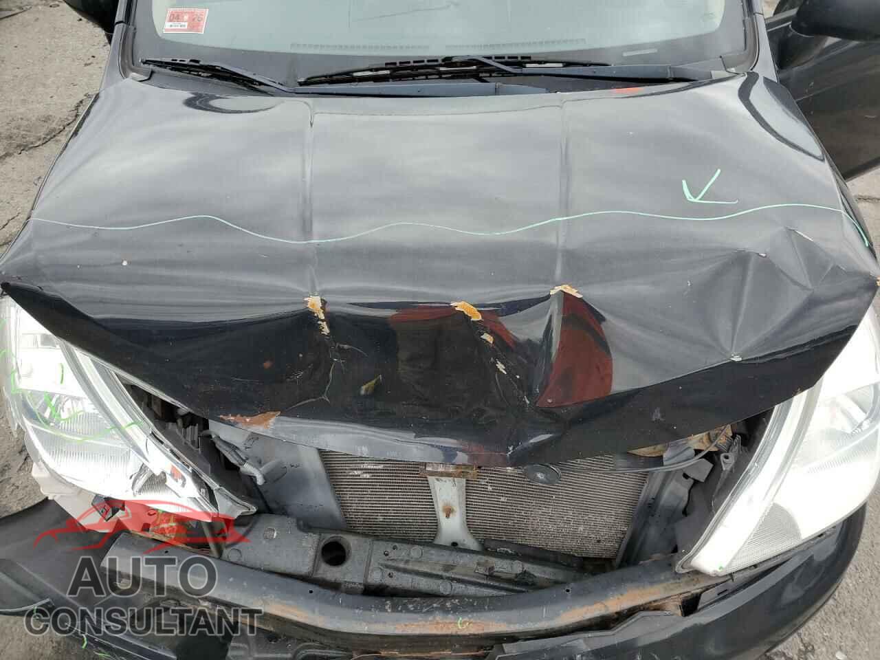 NISSAN VERSA 2011 - 3N1BC1CP8BL516193