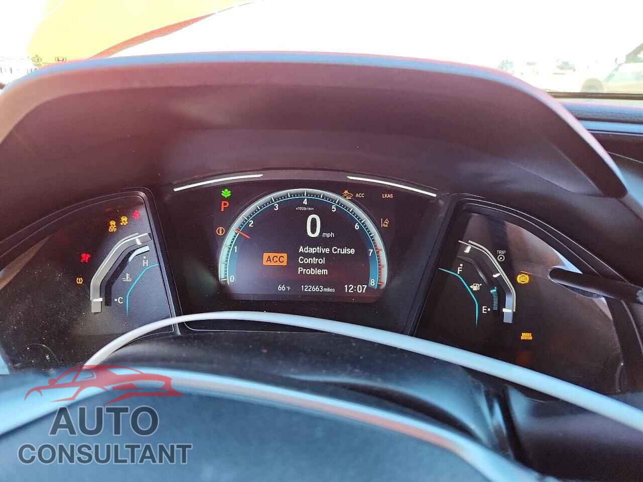 HONDA CIVIC 2019 - 2HGFC2F61KH560876