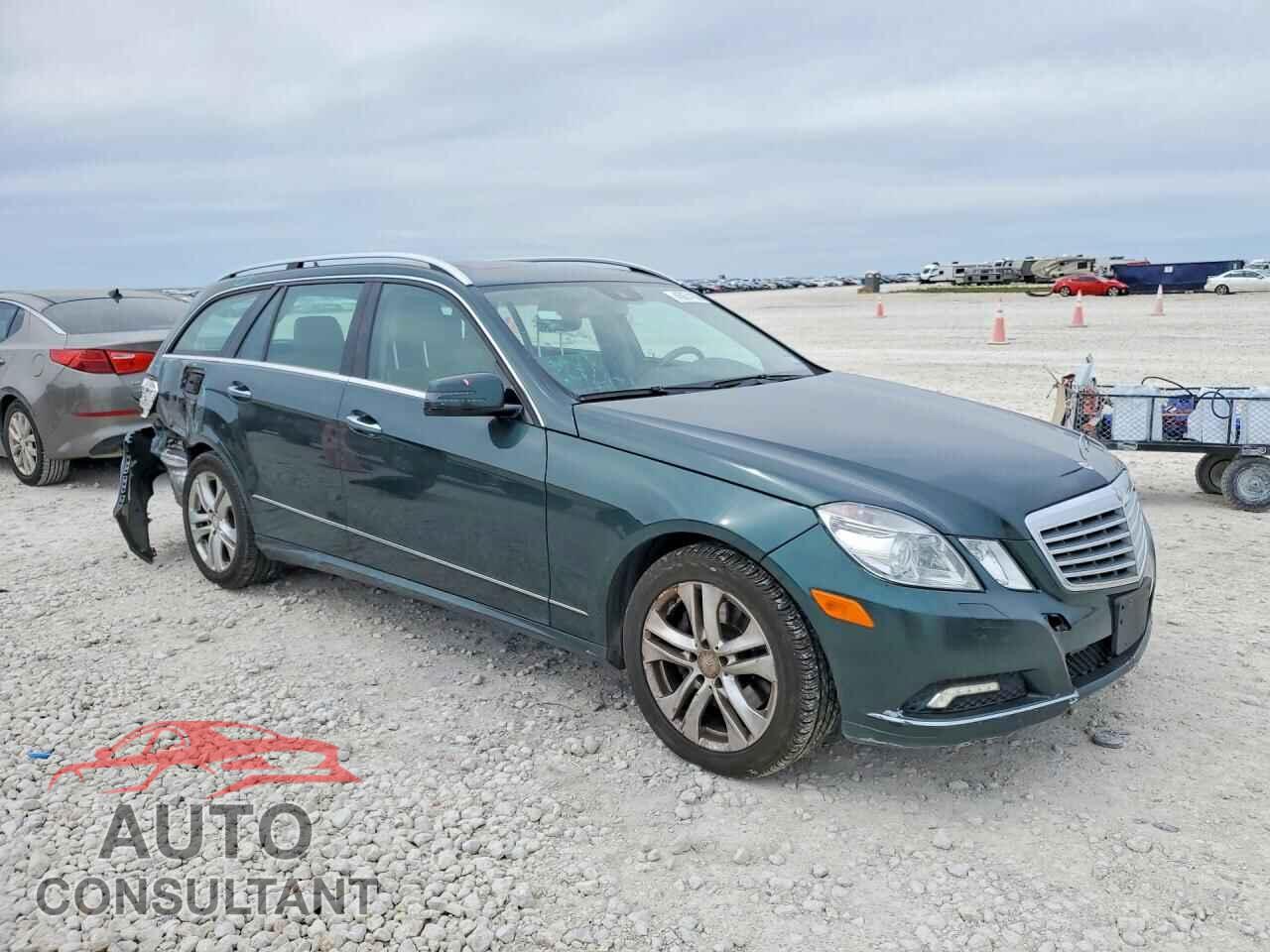 MERCEDES-BENZ E-CLASS 2011 - WDDHH8HBXBA222547