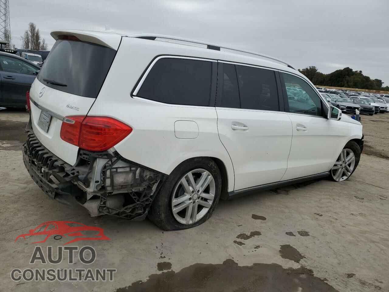 MERCEDES-BENZ GL-CLASS 2015 - 4JGDF6EE4FA483580