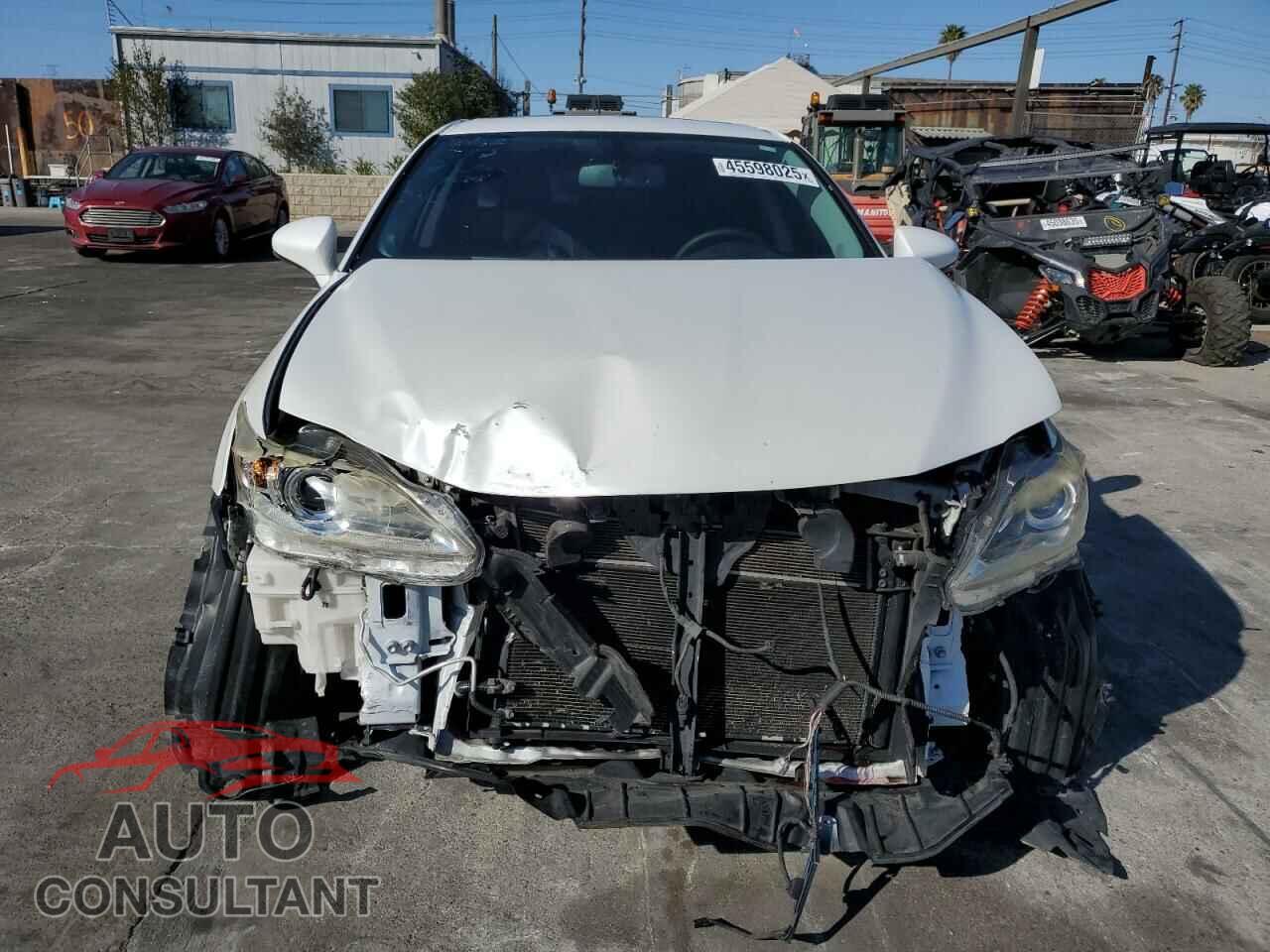 LEXUS CT 200 2013 - JTHKD5BH9D2171710
