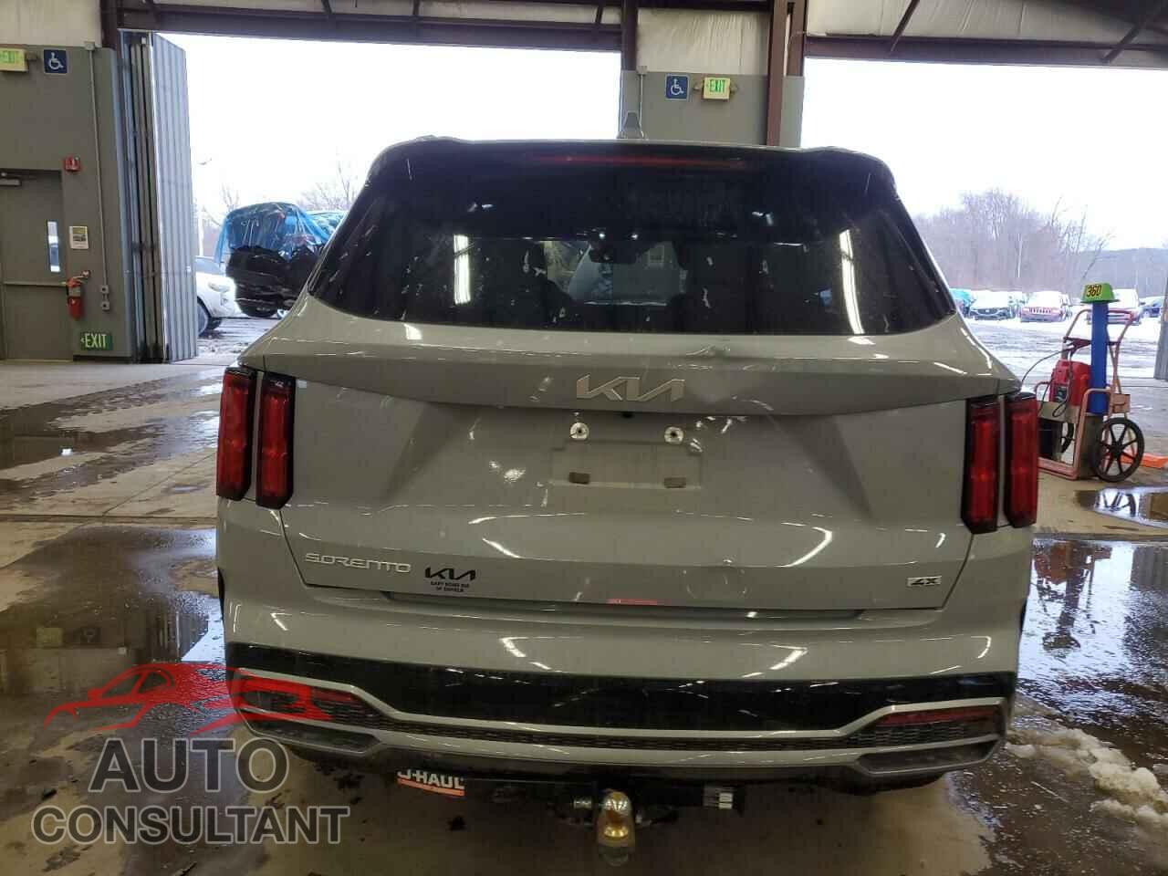 KIA SORENTO 2023 - 5XYRKDLF9PG164960
