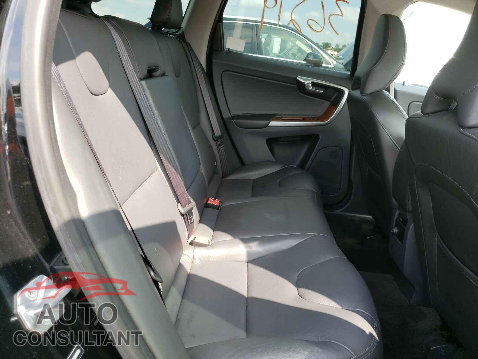 VOLVO XC60 2017 - YV440MDU3H2008600