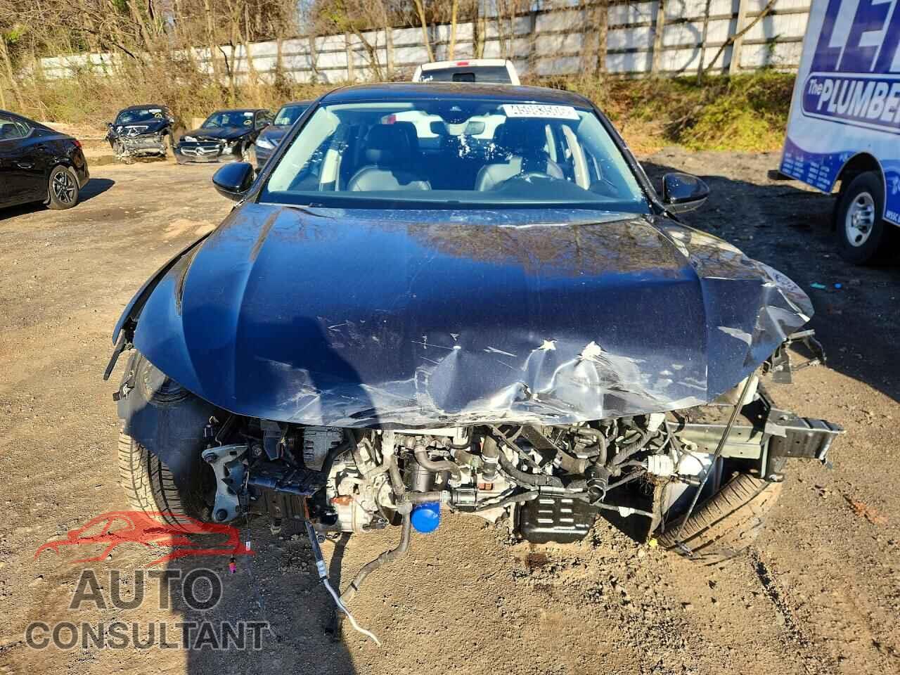 VOLKSWAGEN JETTA 2024 - 3VWEM7BU2RM005131