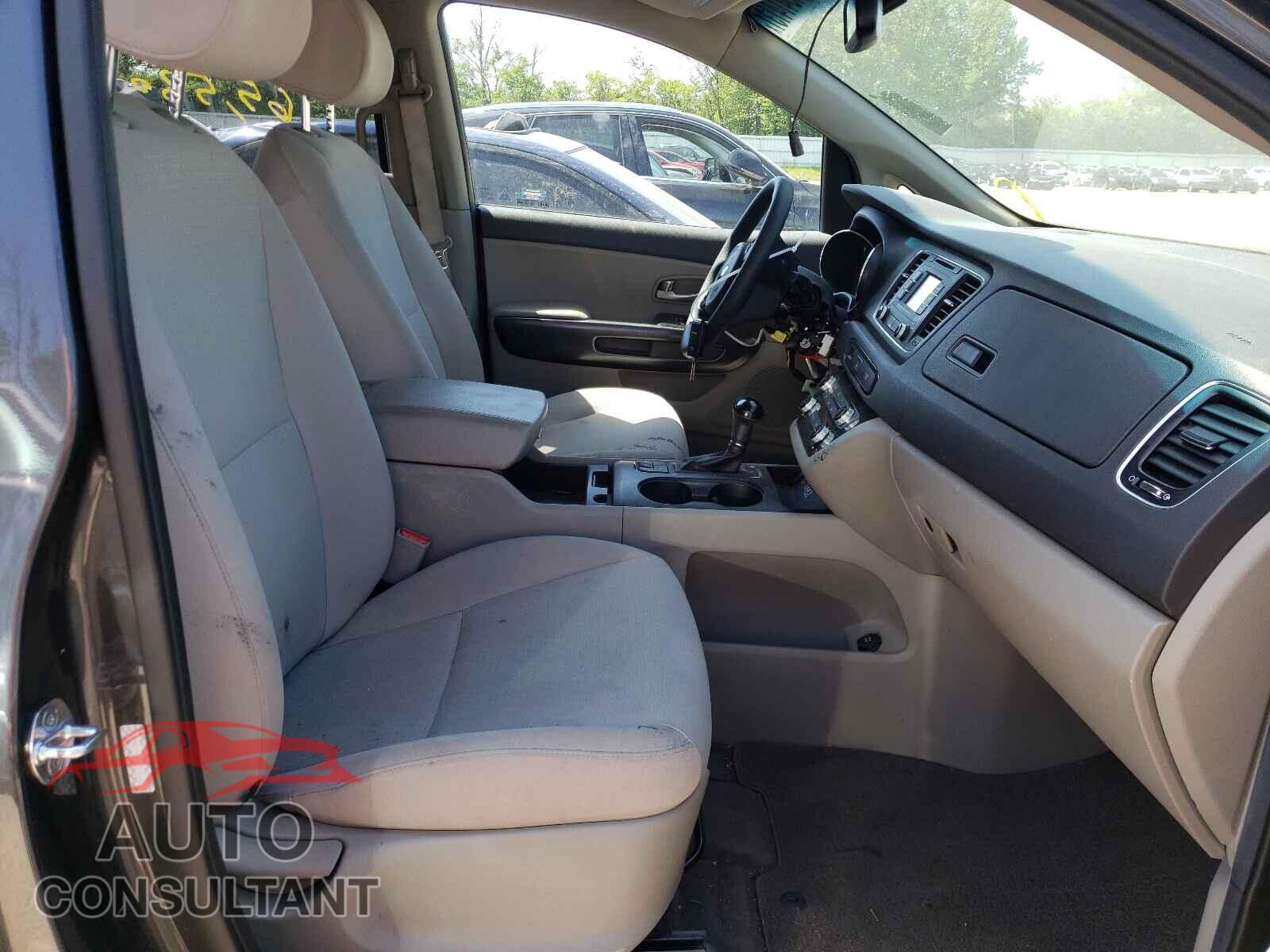 KIA SEDONA 2016 - KNDMB5C19G6112459