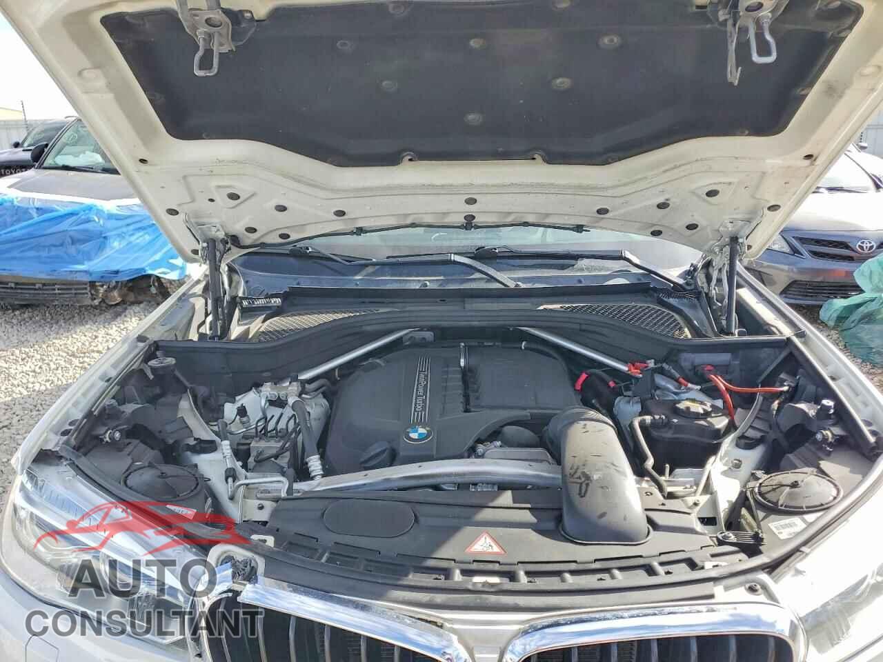 BMW X5 2014 - 5UXKR2C51E0H32955