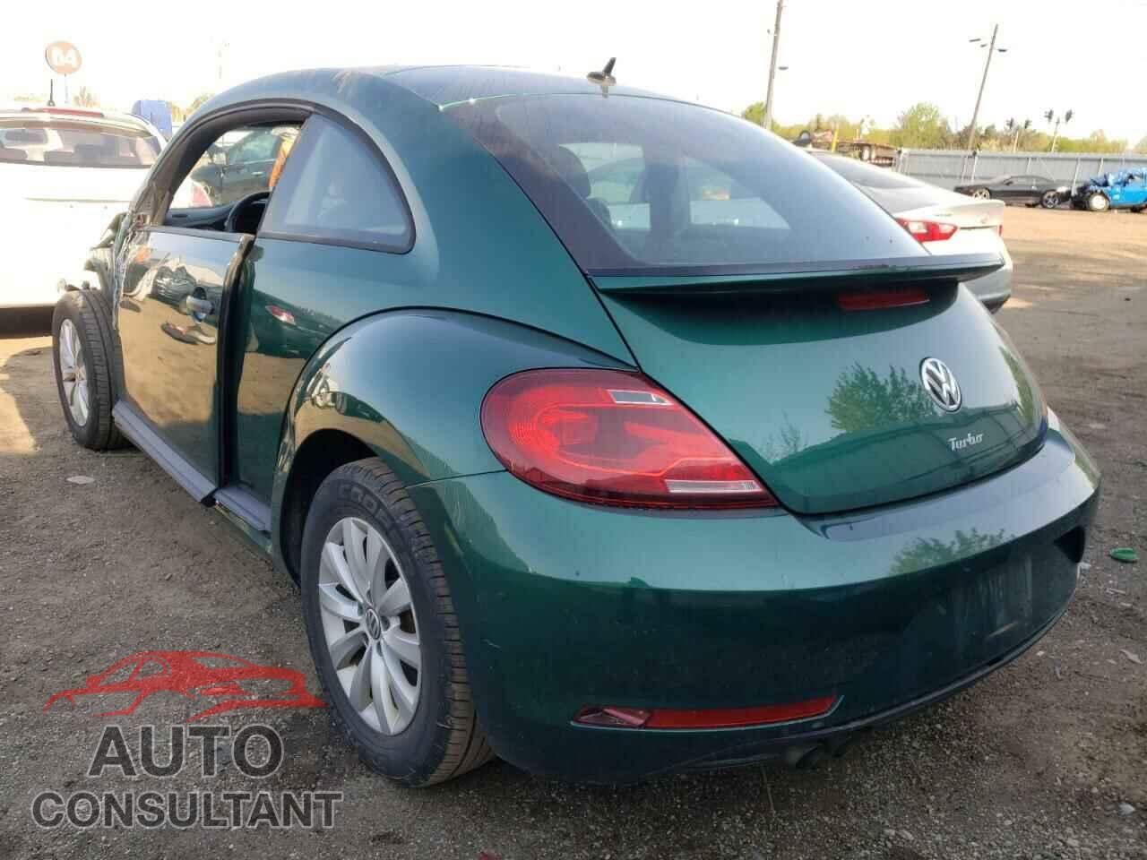VOLKSWAGEN BEETLE 2017 - 3VWF17AT5HM627999
