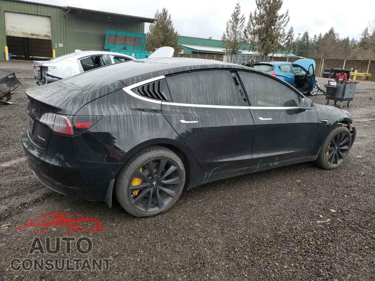 TESLA MODEL 3 2019 - 5YJ3E1EB8KF192464
