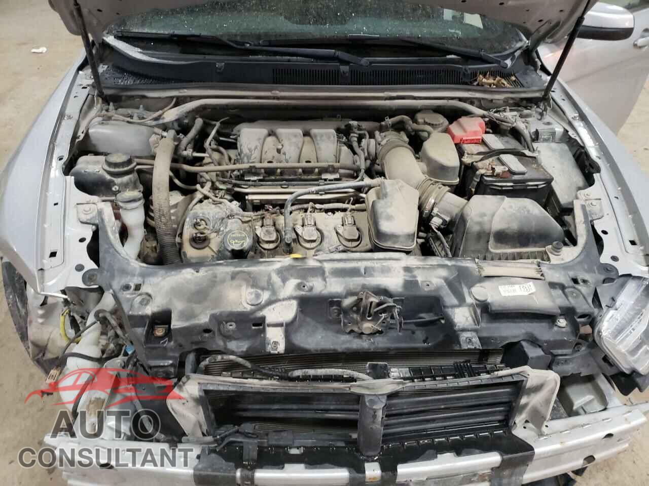 FORD TAURUS 2015 - 1FAHP2E89FG192274