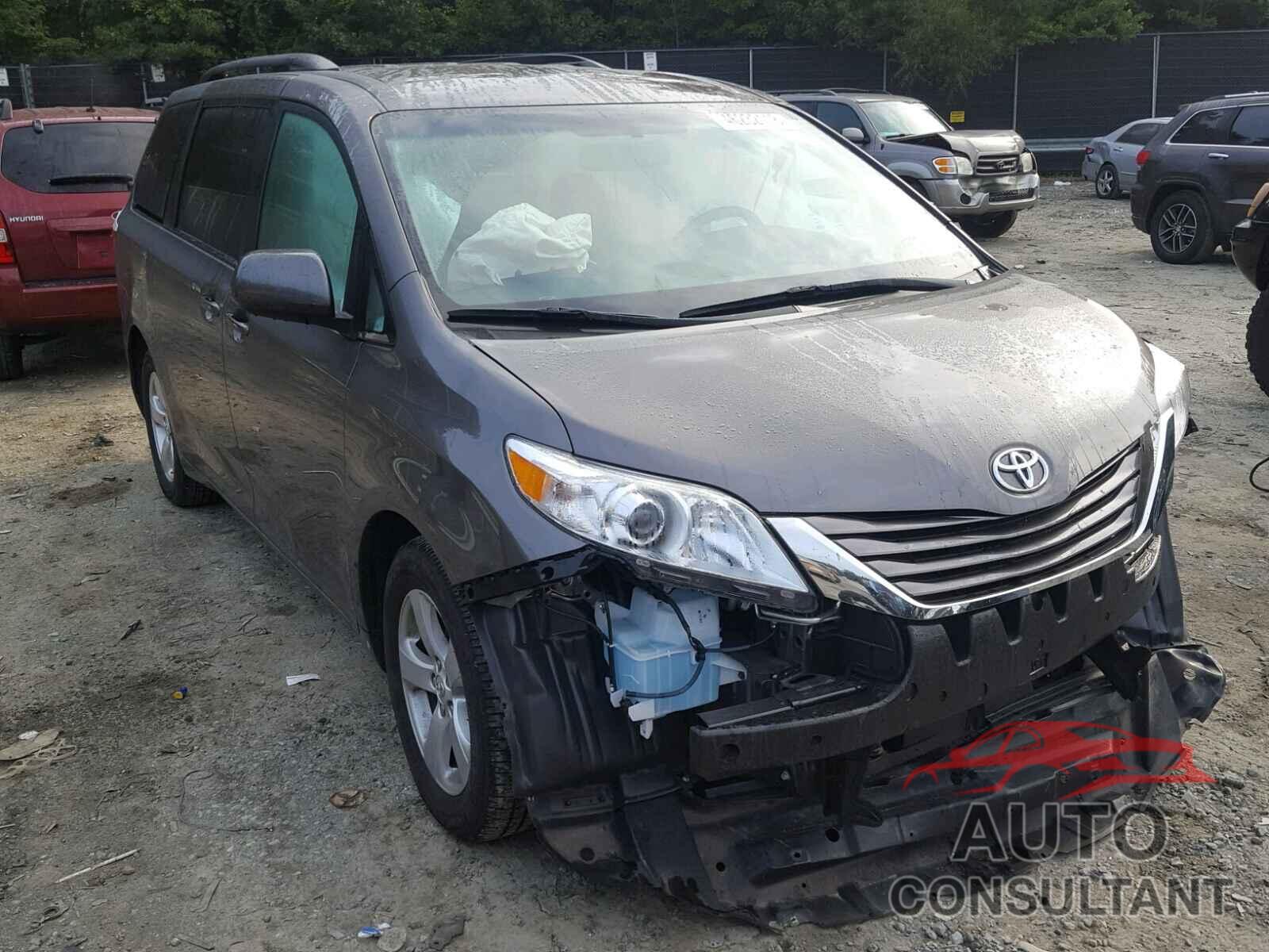 TOYOTA SIENNA LE 2017 - 5TDKZ3DC3HS815578