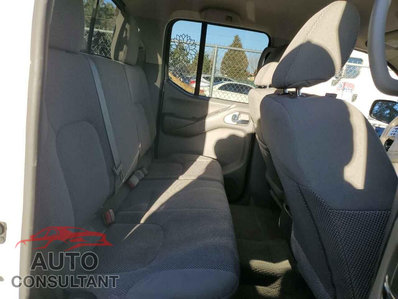 NISSAN FRONTIER 2017 - 1N6DD0EV8HN739347