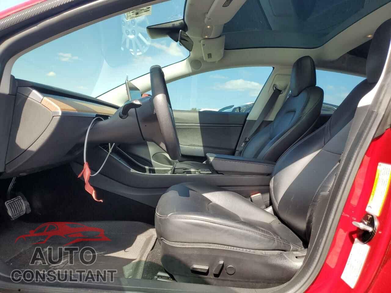 TESLA MODEL 3 2019 - 5YJ3E1EAXKF428121