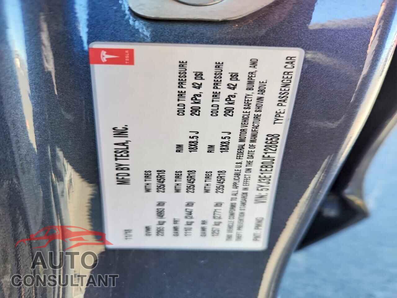 TESLA MODEL 3 2018 - 5YJ3E1EB0JF128658