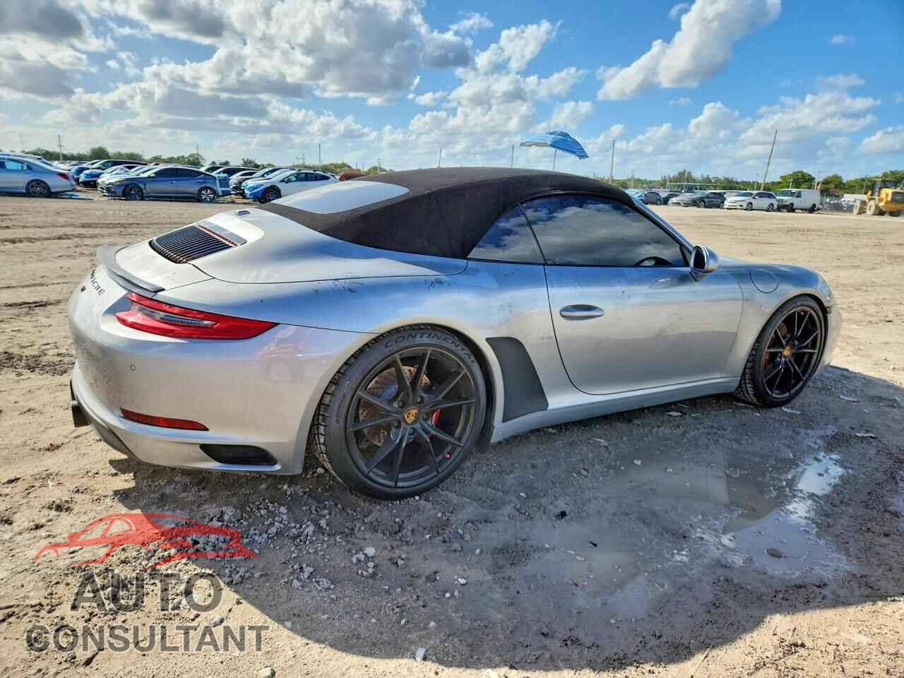 PORSCHE 911 2017 - WP0CA2A90HS141119