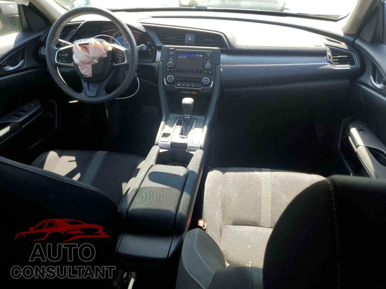 HONDA CIVIC 2018 - 2HGFC2F53JH548007