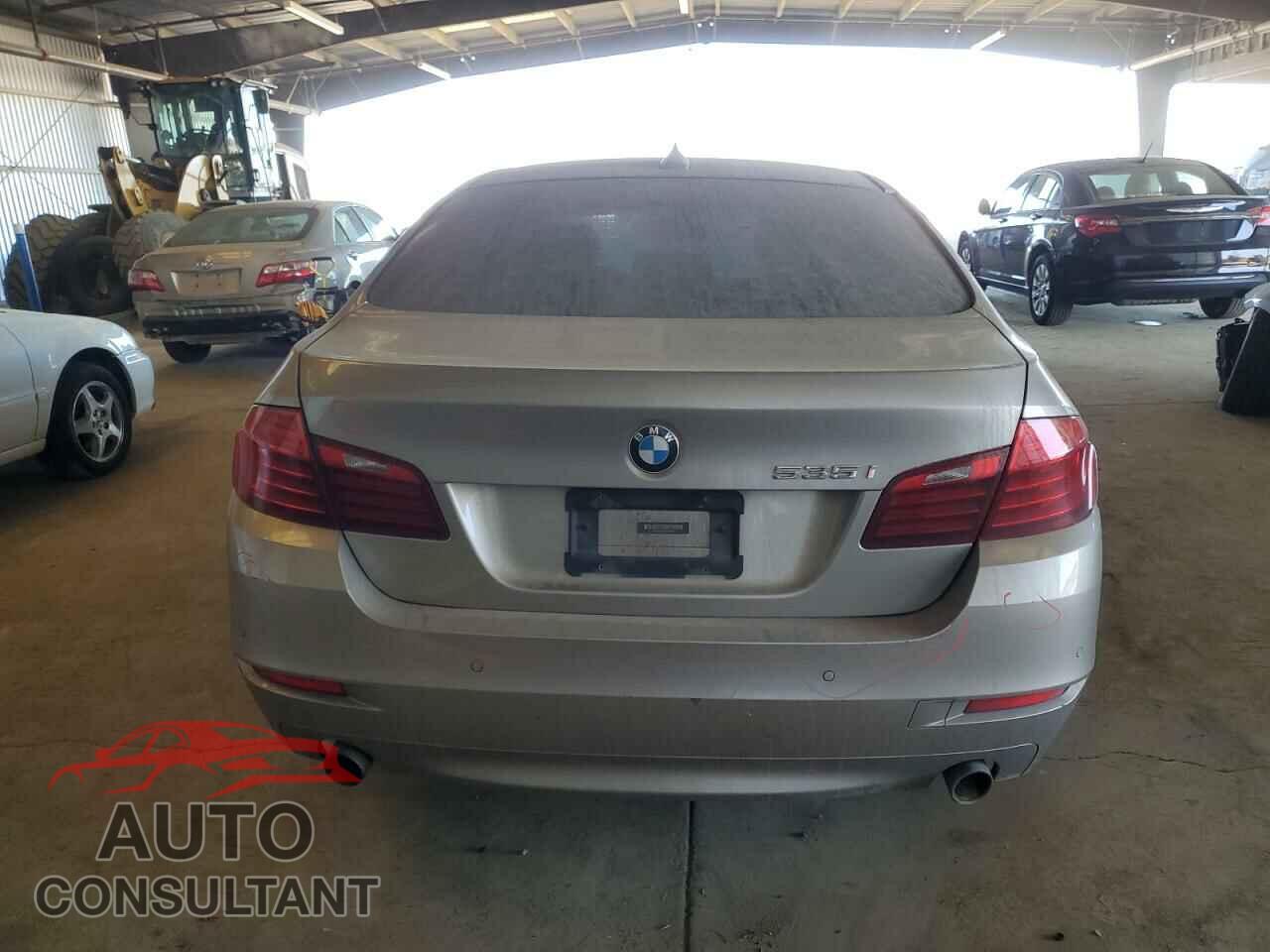 BMW 5 SERIES 2014 - WBA5B1C54ED483616