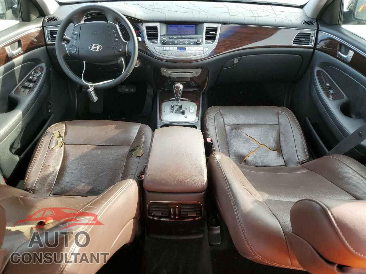 HYUNDAI GENESIS 2012 - KMHGC4DD8CU196126