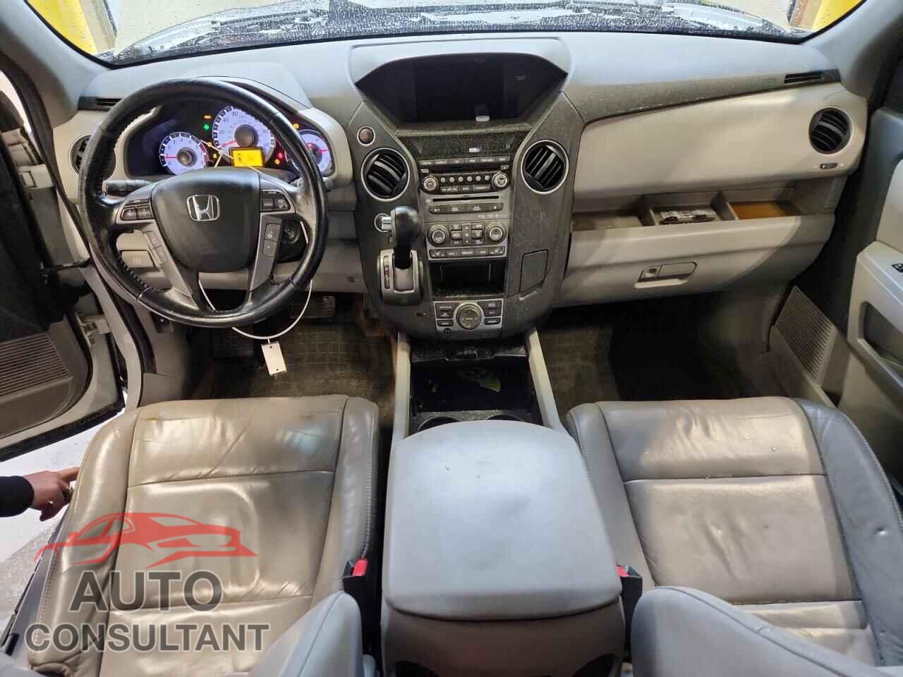 HONDA PILOT 2013 - 5FNYF4H96DB035824