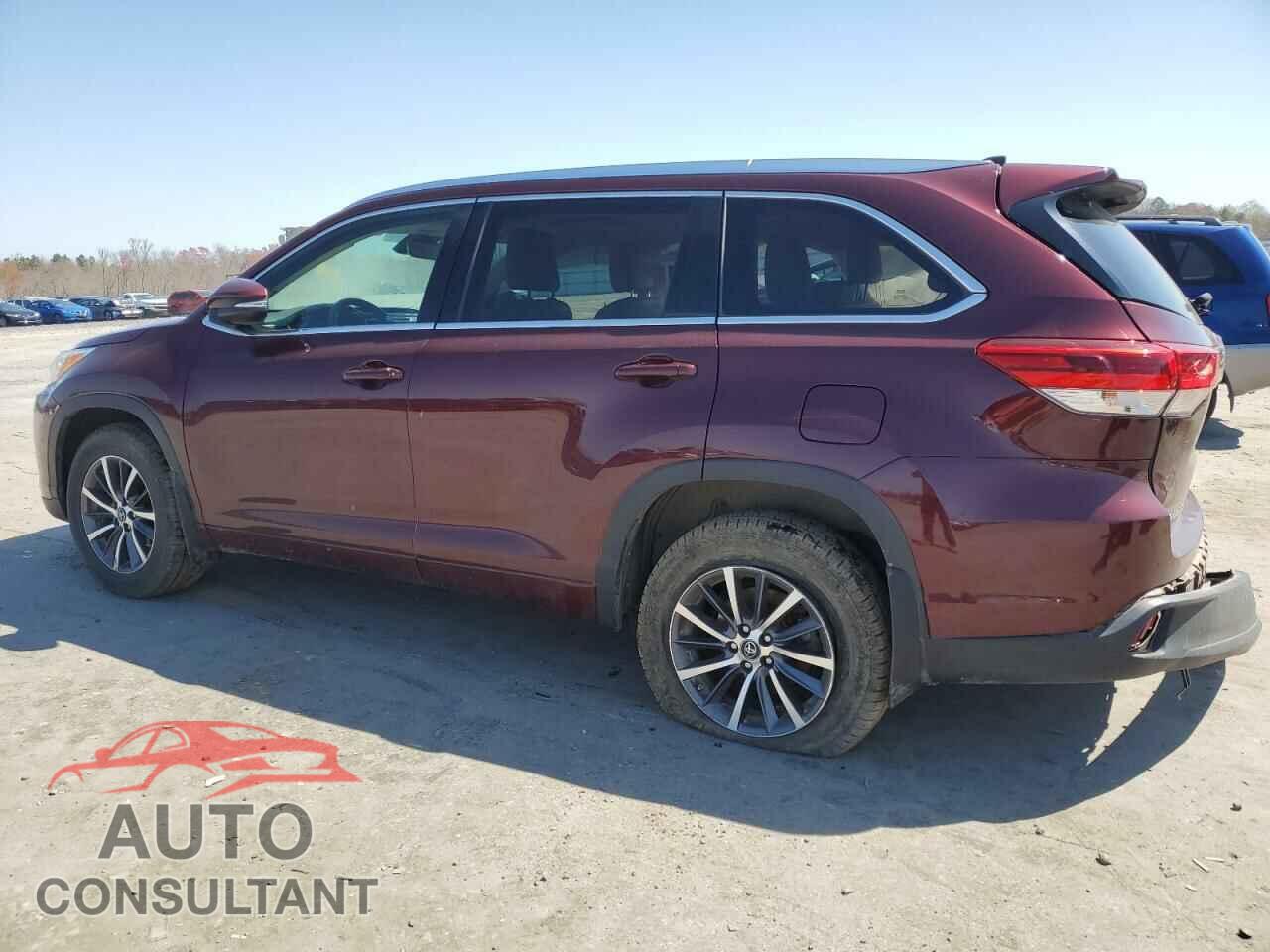 TOYOTA HIGHLANDER 2018 - 5TDJZRFH9JS814805