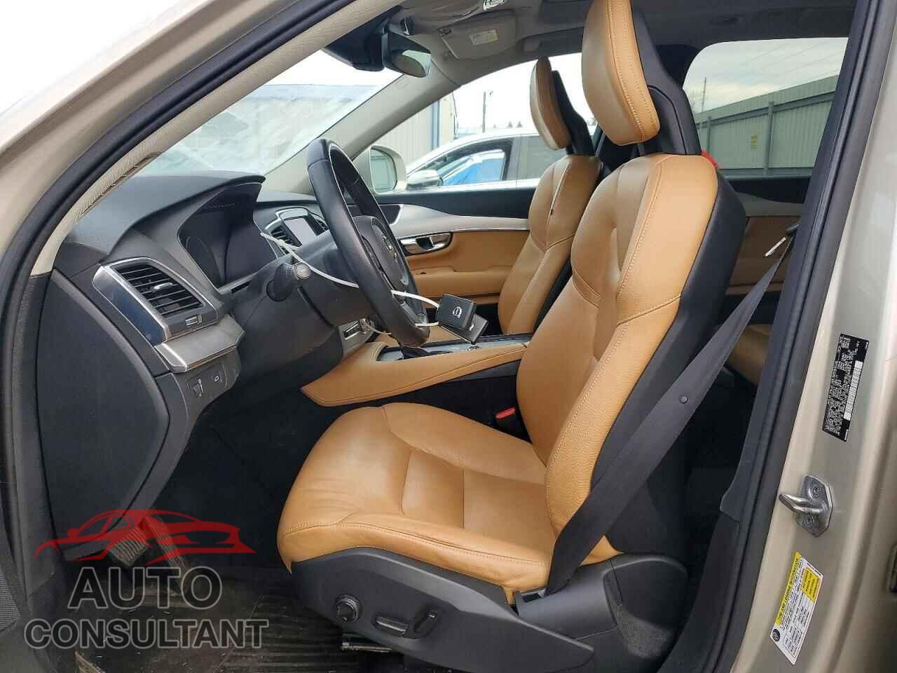 VOLVO XC90 2016 - YV4A22PK2G1013030
