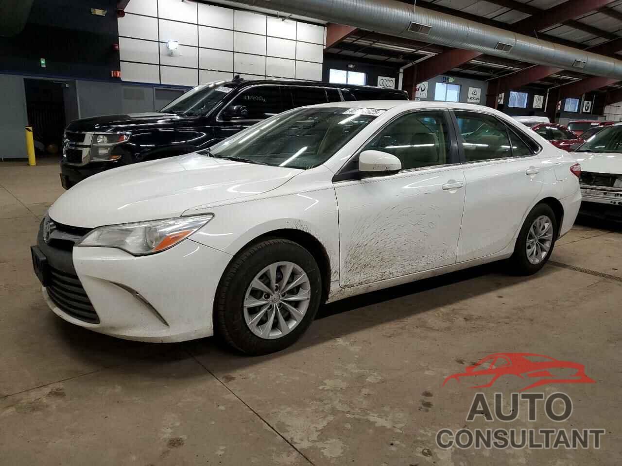 TOYOTA CAMRY 2015 - 4T4BF1FK1FR492420