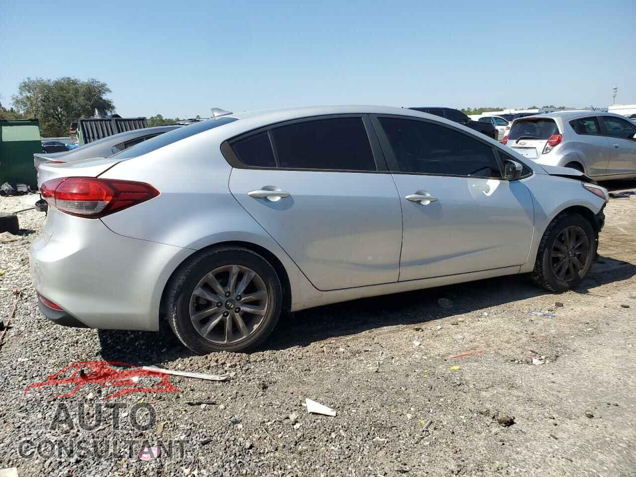 KIA FORTE 2017 - 3KPFL4A73HE067375