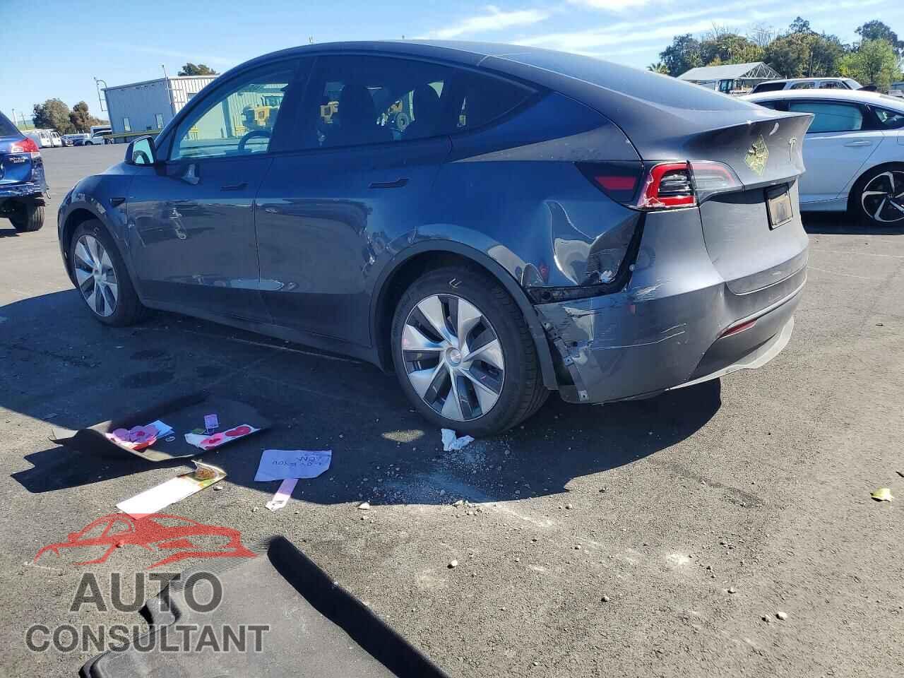 TESLA MODEL Y 2022 - 7SAYGAEEXNF549578