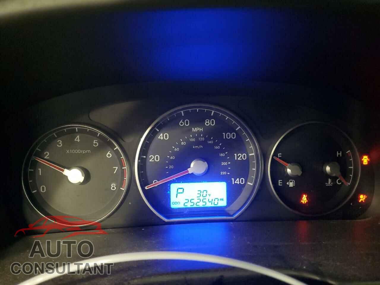 HYUNDAI SANTA FE 2010 - 5NMSG3AB8AH354209